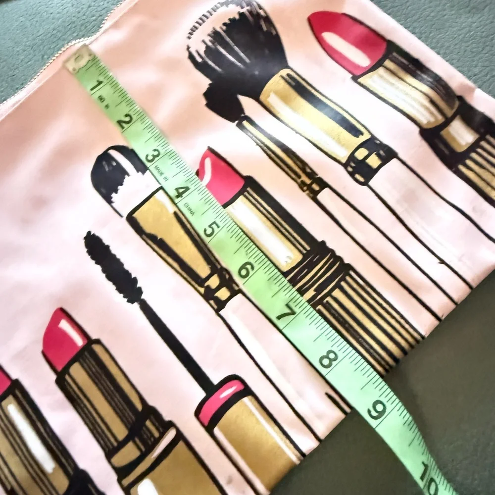 Carry All Cosmetic Brush Print Large Handheld Bag Zipper Closure